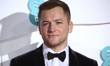 Роберт Паттинсон уступил роль в романтическом триллере Тэрону Эджертону