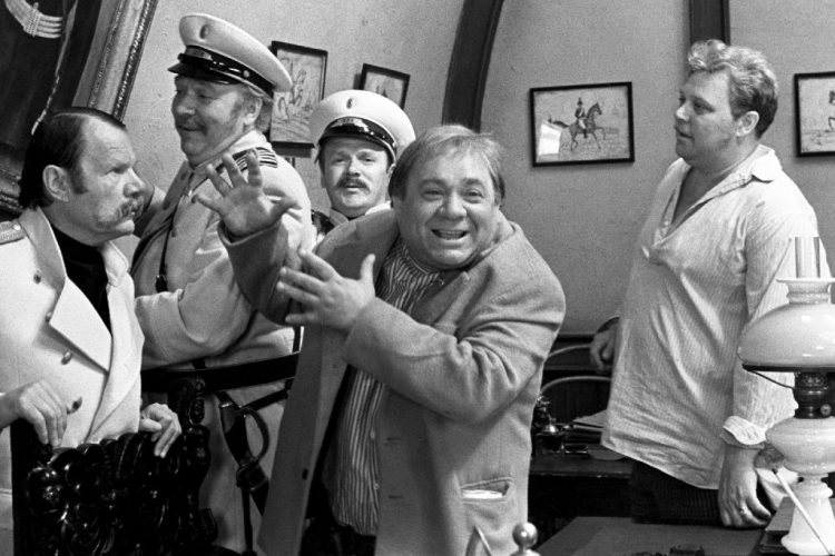 Евгений Леонов: Жизнь в фотографиях