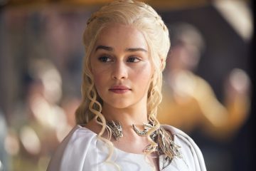 Эмилия Кларк станет женой зловредного политика