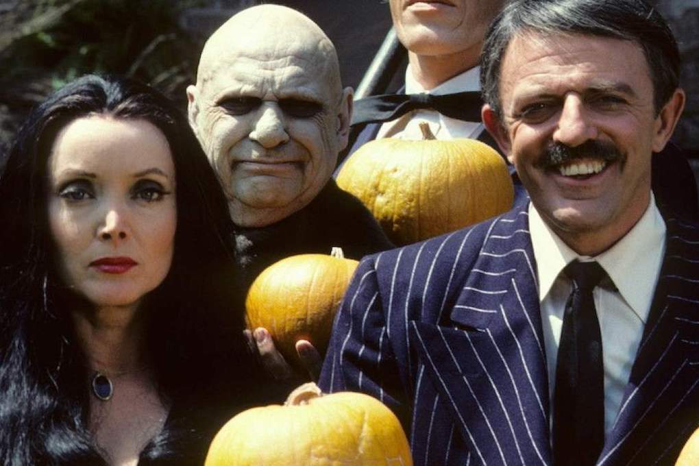 Хэллоуин с новой семейкой Аддамс 1977