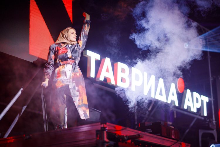 Какой получилась Неделя «Тавриды.АРТ» в Москве