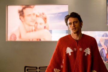 Уродливый рождественский свитер на любимых звездах и киногероях