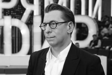 Умер телеведущий Михаил Зеленский