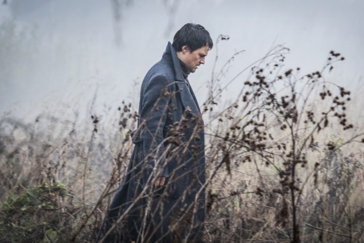 «Карамора»: Данила Козловский и трубка Сталина