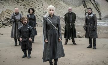 Звезды «Игры престолов» открыли выставку, посвященную сериалу