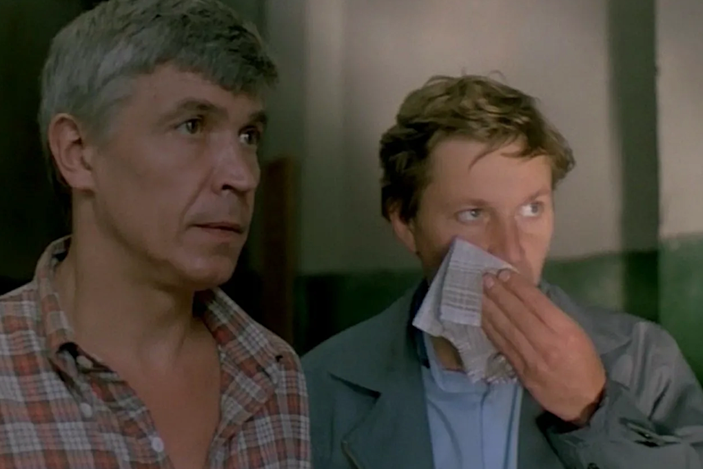 Зеркало для героя