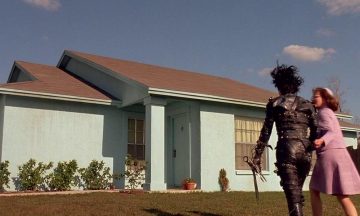 Дом-музей из «Эдварда руки-ножницы» выставлен на продажу