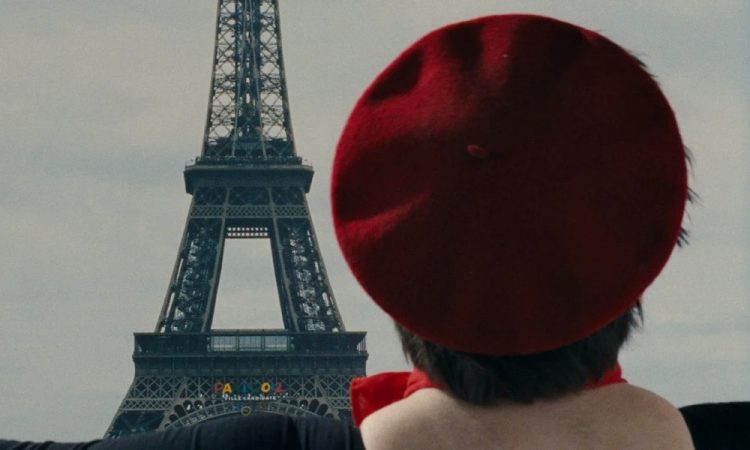 Романтические путешествия на диване