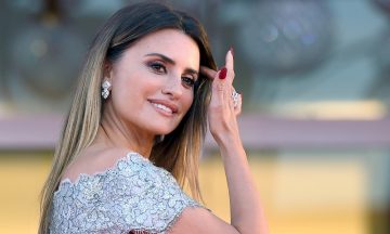 Пенелопа Крус: «Все мы, как муравьи, постоянно движемся и ежедневно меняемся»