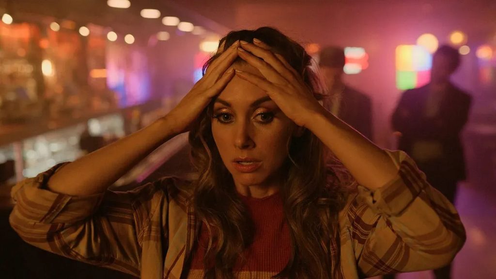 Элисон Бри в сериале «Пронзительно громко»