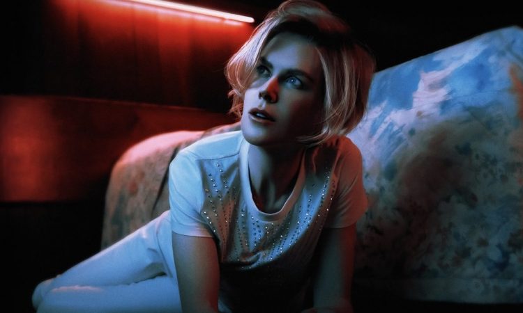 Зачем нормальным людям смотреть сериал «Пронзительно громко»