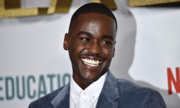 Новым Доктором Кто станет звезда «Сексуального просвещения»