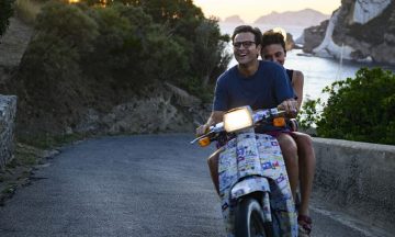 «Супергерои»: физика и лирика от автора «Идеальных незнакомцев»