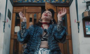 Сериал «Мокьюментари»: Сатирический балаган про российский кинобизнес