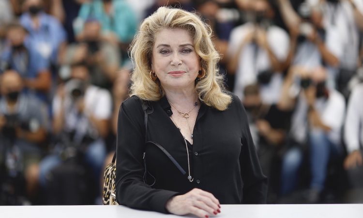 20 фактов о Катрин Денев, которые вас удивят