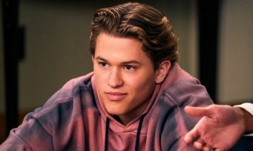 Сын Риз Уизерспун и Райана Филлиппа Дикон дебютирует в кино