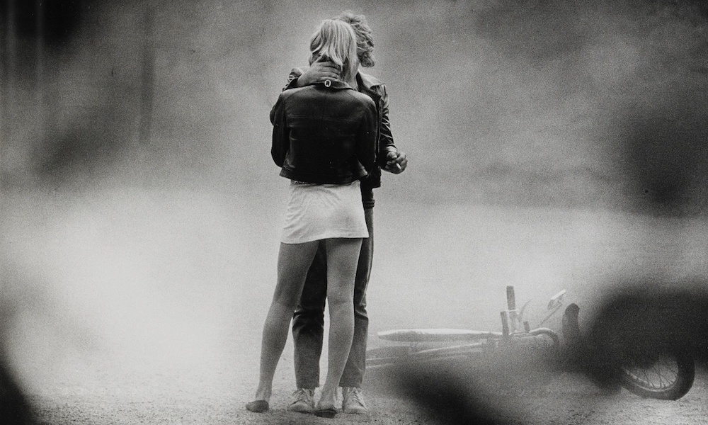 Фильмы о первой любви. Кадр из фильма