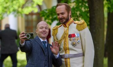 Эраст Фандорин переместится в альтернативную вселенную