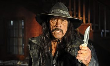 Дэнни Трехо отправится в кругосветное плавание