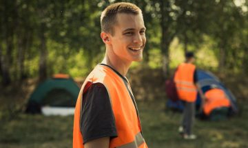 Иван Янковский будет искать пропавших людей