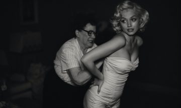 Ник Кейв назвал «Блондинку» своим любимым фильмом всех времен