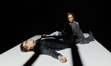 «Саша, привет!»: Экзистенциальный кризис на сцене Театра наций