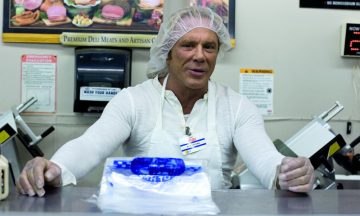 Нежный гигант: Микки Рурк возвращается