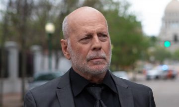 Брюс Уиллис не продавал свое лицо