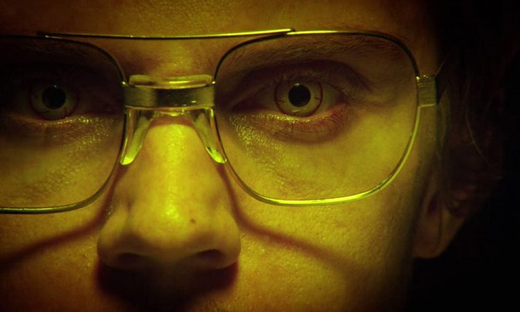 Что не так с сериалом про Джеффри Дамера