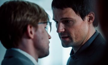 «Надвое»: От Питера до Москвы и обратно