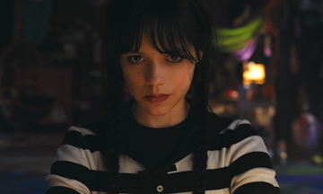 «Уэнсдэй»: Тим Бертон снял свой ответ «Гарри Поттеру»