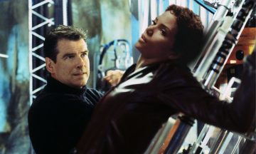 Холли Берри признала Пирса Броснана лучшим Бондом