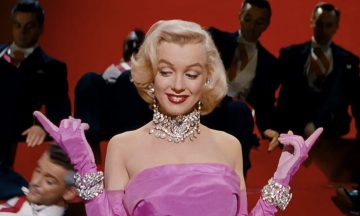 Как подготовиться к главной вечеринке года c BB One