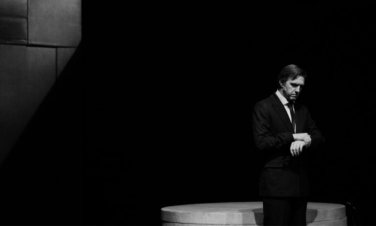 «Феллини. 8 ½»: Знакомство с великим режиссером в Театре Вахтангова