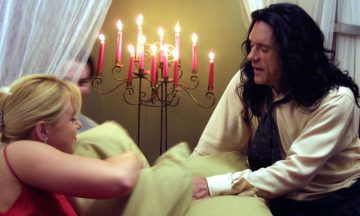 «Комната» Томми Вайсо: Почему худший фильм на свете стал культовым