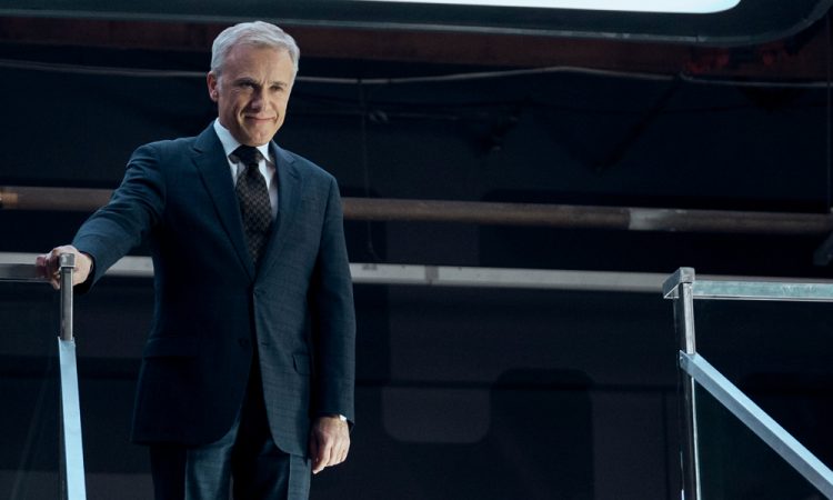 Сериал «Консультант»: Кристоф Вальц в роли Мэри Поппинс из ада