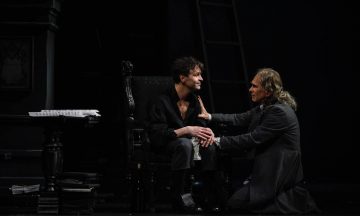 Алексей Гуськов против Виктора Добронравова в трагедии «Амадей»