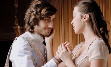 «Лубянский гример»: Атмосфера русского крепостного театра в центре Москвы