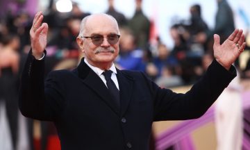 О Никите Сергеевиче замолвите слово