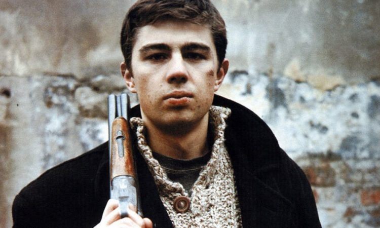 Как превратить «Брата» в отличный шутер, а «Девчат» – в симулятор повара