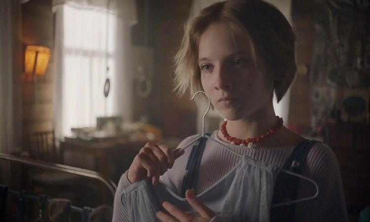 Как пережить трудный возраст: Первая любовь, встреча с отцом и незаконная поездка в Китай