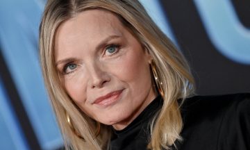 Мишель Пфайффер – о правильном отношении к возрасту, деньгам и упаковке чемоданов