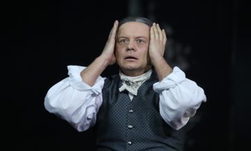 Киноверсия спектакля «Павел I» с Александром Олешко выходит в широкий прокат