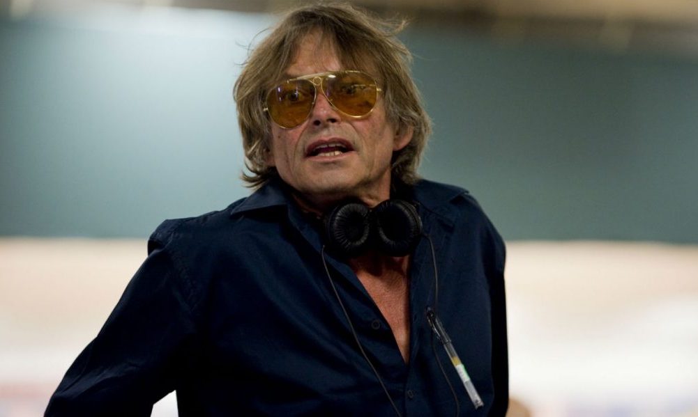 Брюс Робинсон