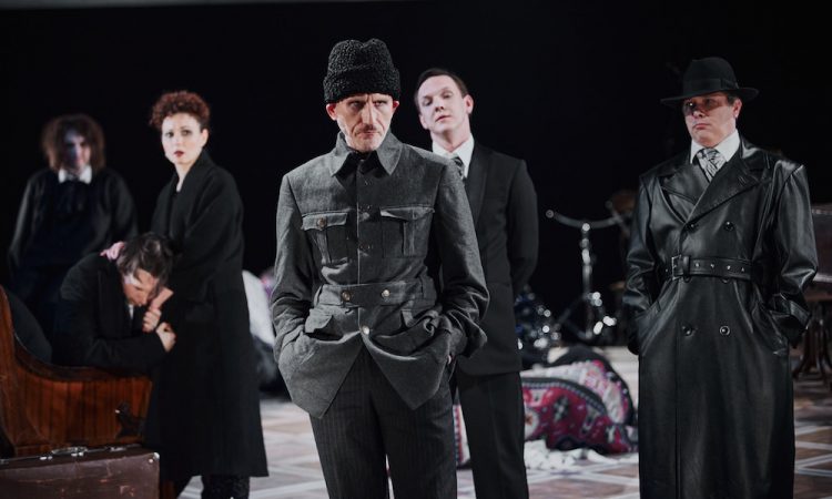 Окно в Париж: «Зойкина квартира» в Театре им. Пушкина