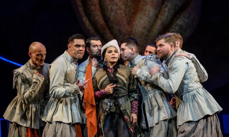 «Авлабар, или Новая Ханума»: Ирина Пегова в комедийном мюзикле о любви и страсти с грузинским колоритом