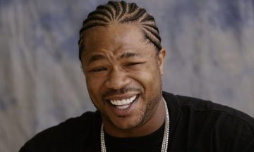 Кино внутри кино, чтобы смотреть кино, пока смотришь кино