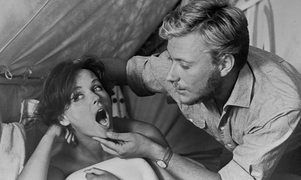 «Три плюс два»