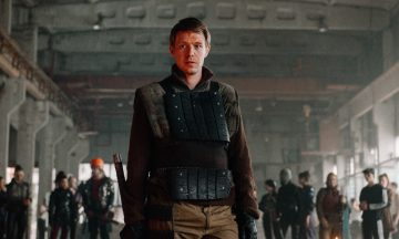 «Библиотекарь»: Никита Ефремов ищет Книгу Смысла в сериале по книге, лишенном смысла