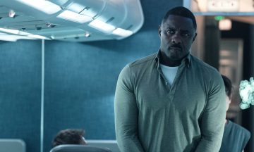 Небо, самолет, Эльбушка и увлекательная конспирологическая метафора в сериале «Захваченный рейс»